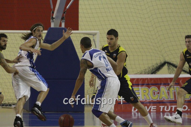 121014 basket 151_tn.jpg